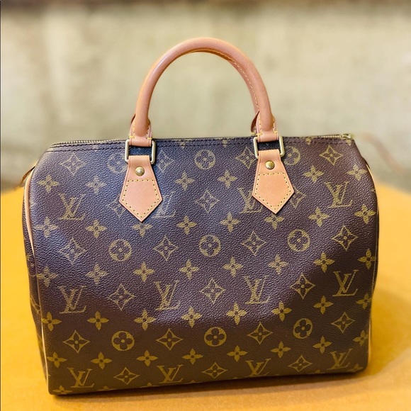 Authentic Louis Vuitton Speedy 30 (no to offfer) SOLD - Picture 2 of 16